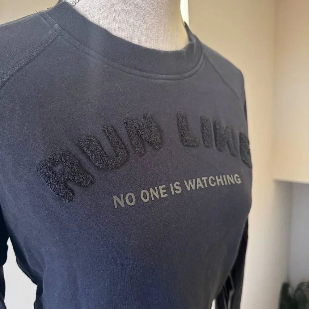 H&M Running Long Sleeve High-Low Top in Black – Size S